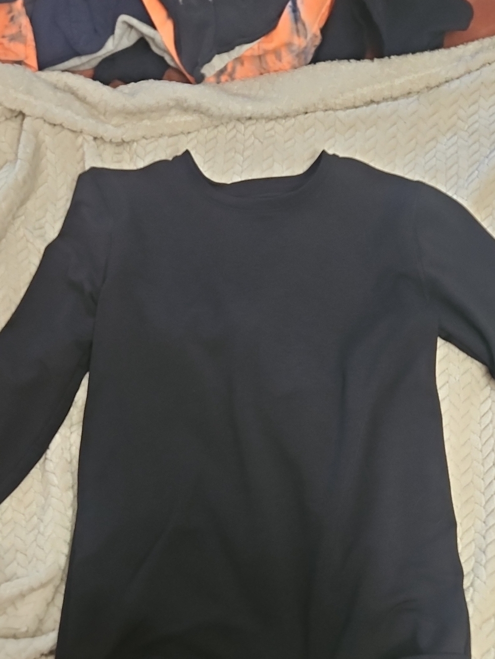 Women's Long Sleeve Crewneck Top - Black